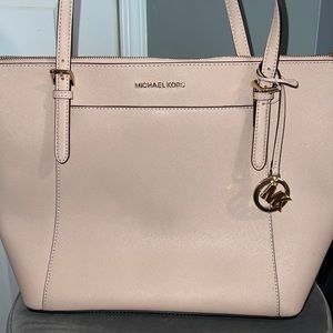 Michael Kors LG EW TZ Tore Leather Ballet